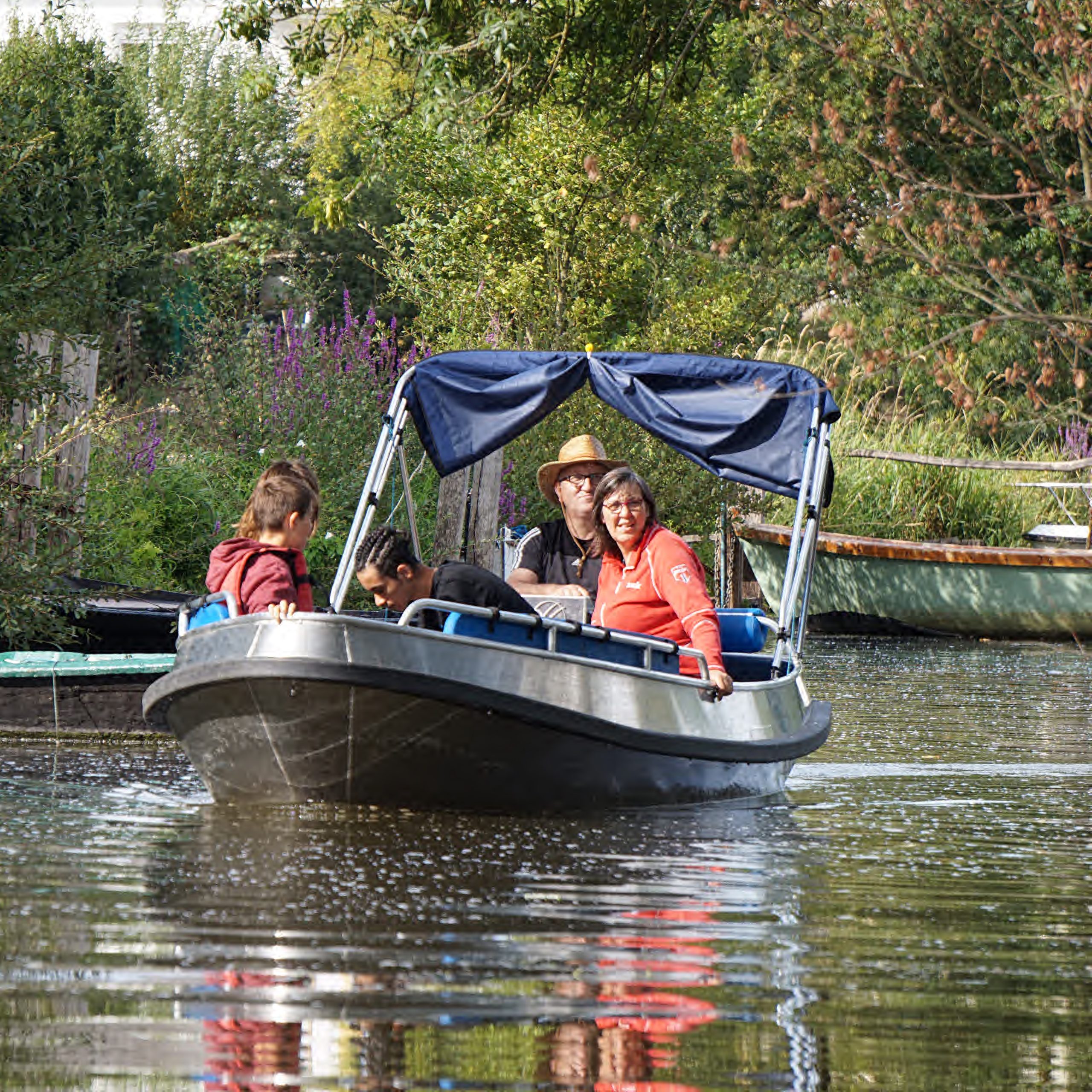 Bateau electrique 8 personnes Bateau electrique rennes
